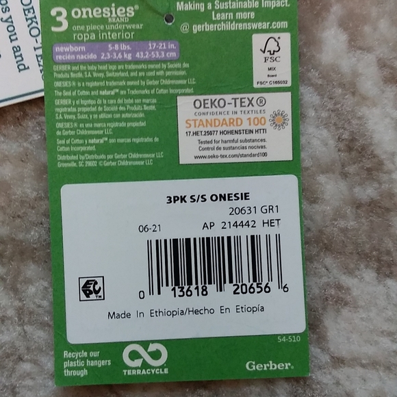 !!NWT!!GERBER NEWBORN ONESIE'S,3PACK,PRETTY PRINCESS,GREY WITH PINK POLKA DOTS, - Picture 8 of 9